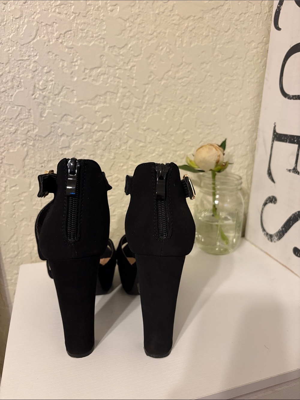 TOP Moda Black Strappy Platform Block Heels - Picture 2 of 3